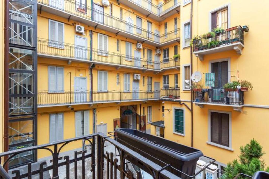 Isola And Zara Comfortable Apartment Milano Dış mekan fotoğraf